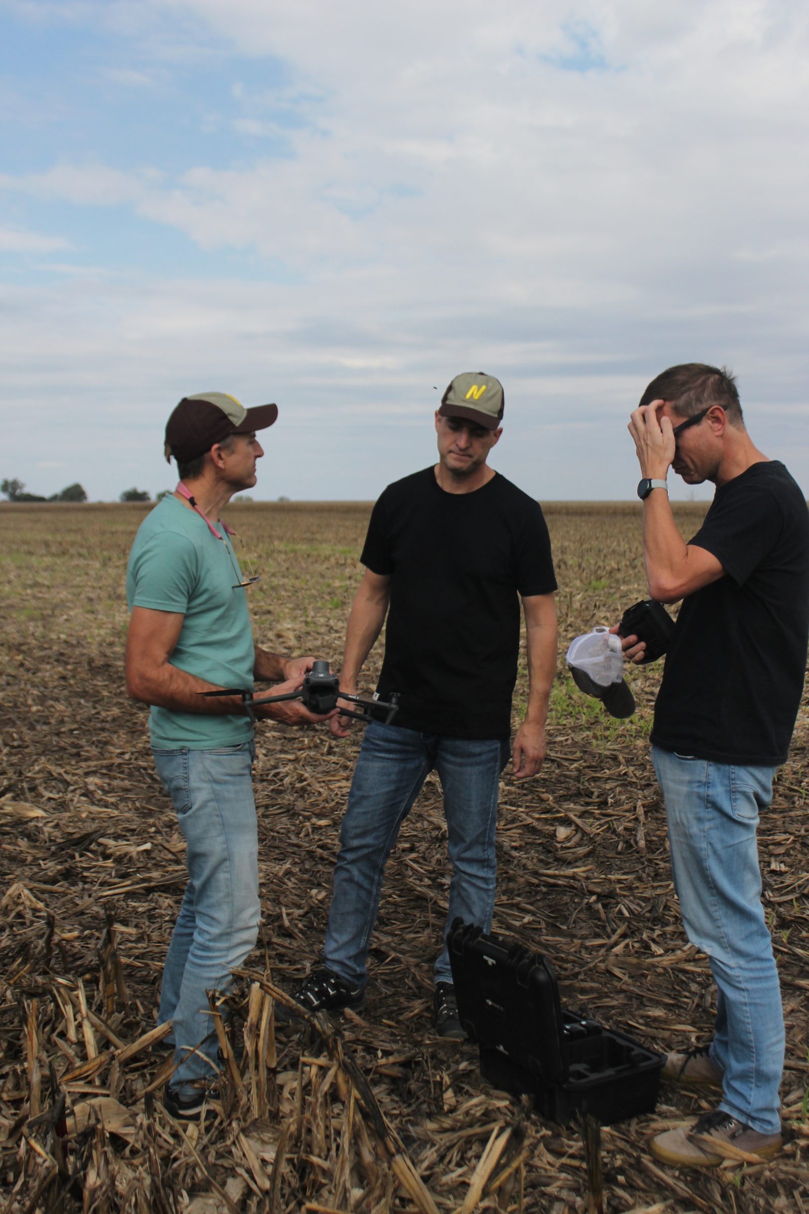 Equipo Tekros en el campo